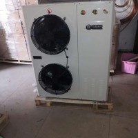 風(fēng)冷式原裝壓機板換式冷水機組 30匹頂出風(fēng)