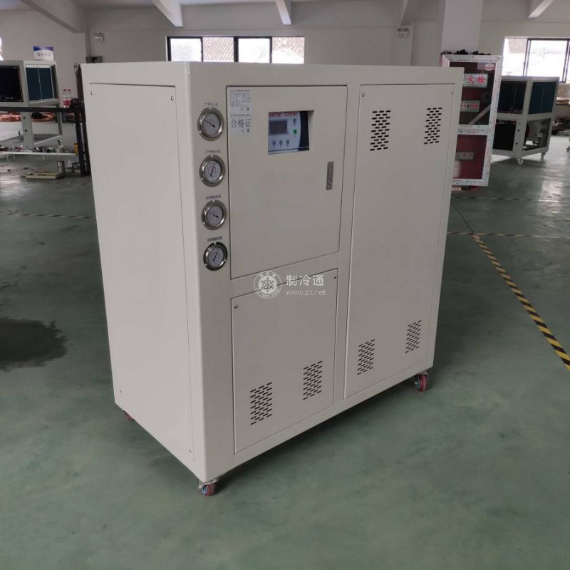 箱式冷水機(jī) 箱式冷水機(jī)